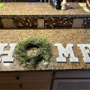 White HOME Sign Letters w/o Wreath